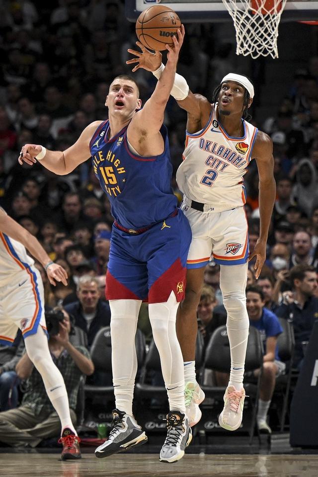 骑士碾压魔术，约基奇关键制胜